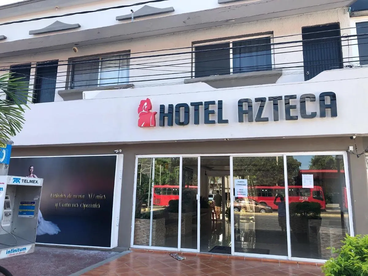 **  كانكون Azteca Hotel المكسيك
