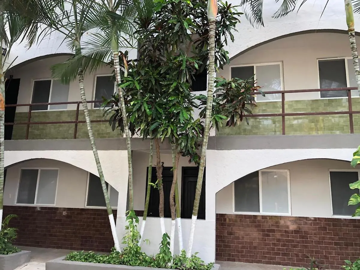 كانكون Azteca Hotel 2*,  المكسيك