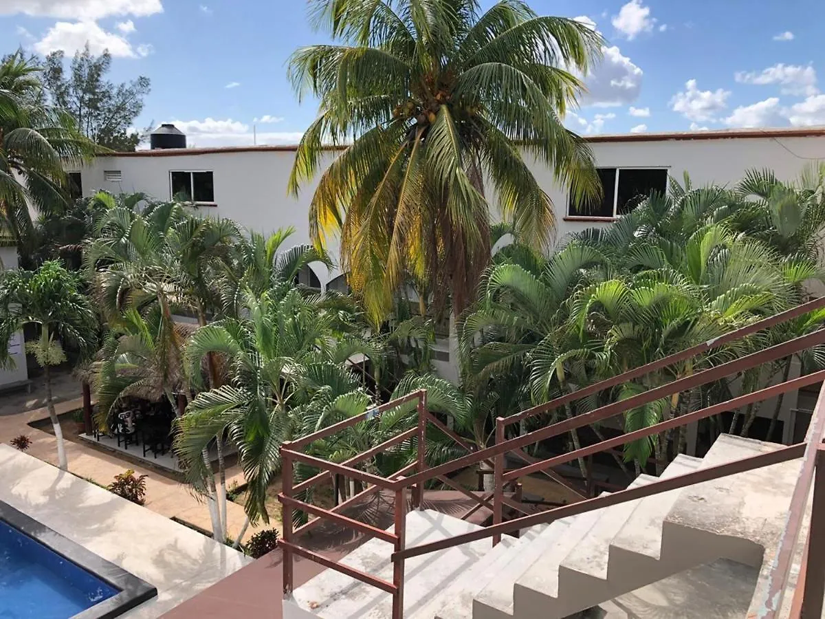 كانكون Azteca Hotel