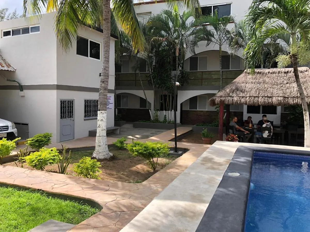Azteca Hotel Cancún