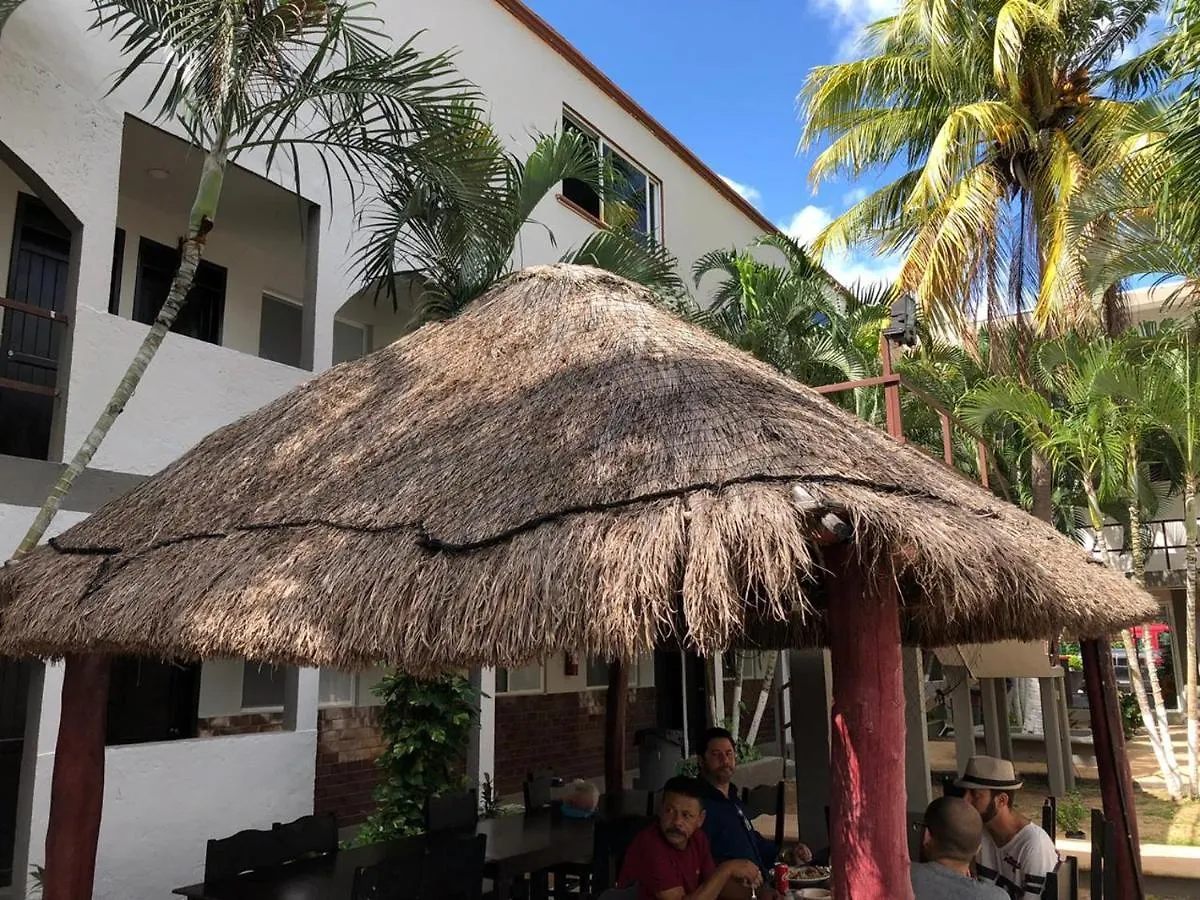 Azteca Hotel Cancún Mexikó